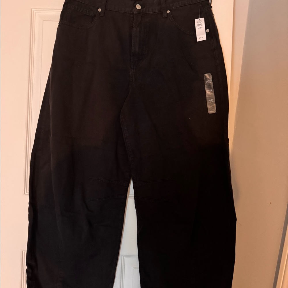 GAP Women's Black Barrel Jeans